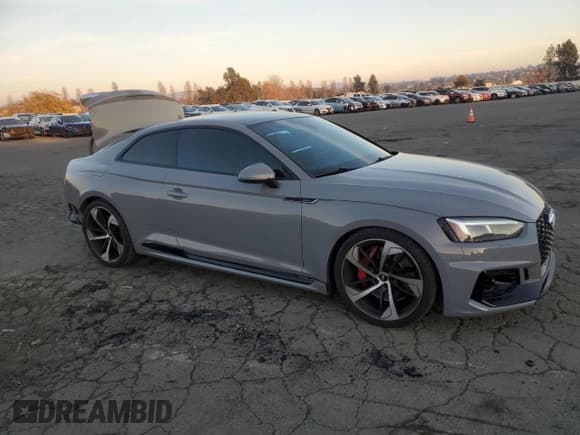 ✅ 2018 Audi RS 5 • VIN: WUAPWAF54JA904437 • Лот: 84095904. Опубликован ранее на Copart с пробегом 110 503 миль. Бесплатный доступ к архиву аукционных продаж из США и подробный отчёт об истории автомобиля на DreamBid. Изображение 4.
