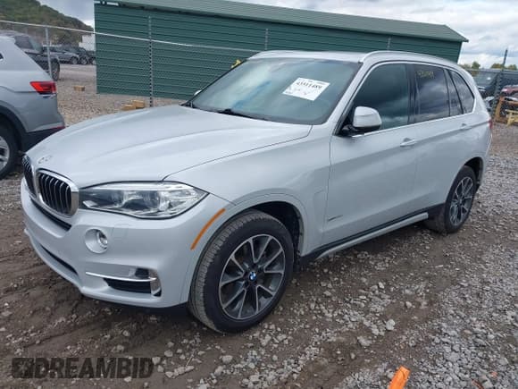 ✅ 2017 BMW X5 xDrive35i • VIN: 5UXKR0C58H0V50062 • Lot: 43511489. Listed on IAAI with 78,105 mi. Free auction sales archive from the USA and detailed vehicle history report at DreamBid. Image 18.