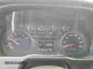 2022 Chevrolet Silverado 1500 Custom z VIN 3GCPYBEK7NG135234, wystawiony jako Copart lot #81911895 z przebiegiem 88 596 mil mil oraz Szkoda całkowita • Salvage title. Historia ofert i sprzedaży dostępna na DreamBid. Obrazek 9.