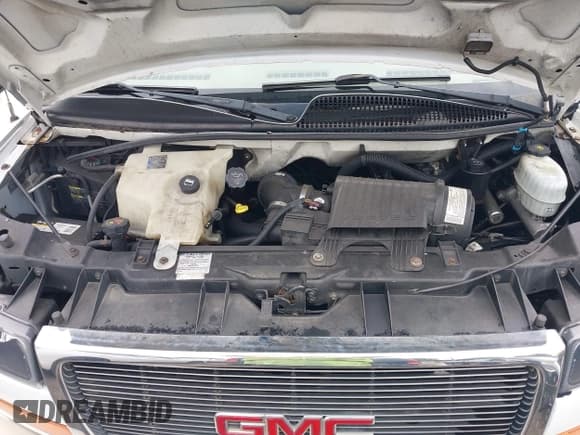 ✅ 2005 GMC Savana Cargo YF7 Upfitter • VIN: 1GDFG15TX51100456 • Lot: 42711052. Listed on IAAI with 256,014 mi. Free auction sales archive from the USA and detailed vehicle history report at DreamBid. Image 10.