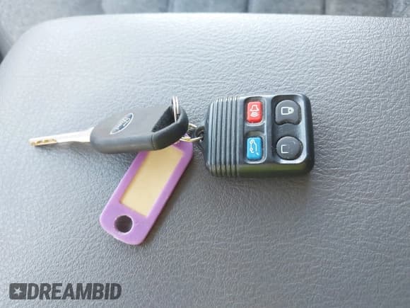 ✅ 2003 Ford Explorer XLS • VIN: 1FMZU72KX3ZA68174 • Lot: 42893950. Wystawiony na IAAI z przebiegiem 173 767 mil. Bezpłatny archiwum sprzedaży aukcyjnych z USA i szczegółowy raport historii pojazdu na DreamBid. Zdjęcie 11.