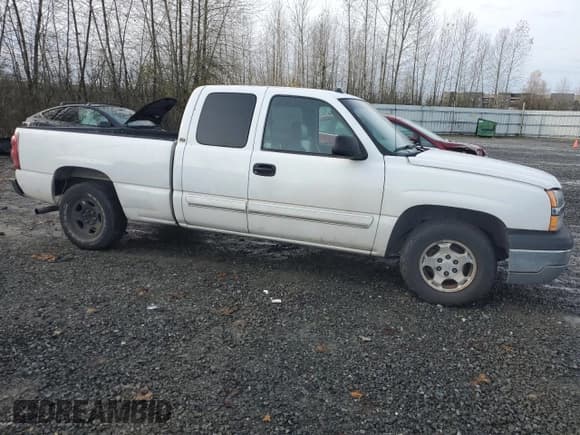 ✅ 2003 Chevrolet Silverado 1500 LS • VIN: 2GCEC19T731315984 • Лот: 81681144. Опубликован ранее на Copart с пробегом 201 462 миль. Бесплатный доступ к архиву аукционных продаж из США и подробный отчёт об истории автомобиля на DreamBid. Изображение 4.