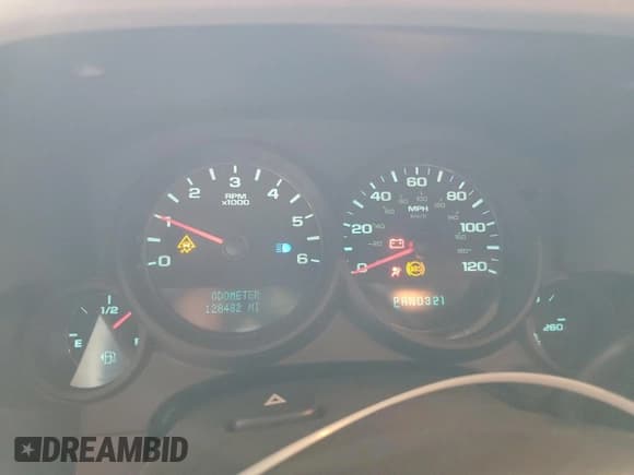 ✅ 2010 Chevrolet Silverado 1500 • VIN: 1GCSCPEA6AZ284452 • Лот: 64088884. Опубликован ранее на Copart с пробегом 128 482 миль. Бесплатный доступ к архиву аукционных продаж из США и подробный отчёт об истории автомобиля на DreamBid. Изображение 9.