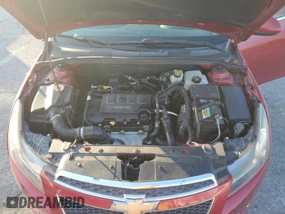 ✅ 2014 Chevrolet Cruze LTZ • VIN: 1G1PG5SB8E7257761 • Lot: 85917085. Listed on Copart with 142,177 mi. Free auction sales archive from the USA and detailed vehicle history report at DreamBid. Image 11.