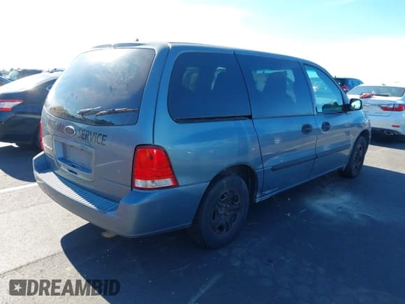 ✅ 2005 Ford Freestar S • VIN: 2FMZA50635BA50561 • Lot: 43762722. Listed on IAAI with 95,582 mi. Free auction sales archive from the USA and detailed vehicle history report at DreamBid. Image 4.