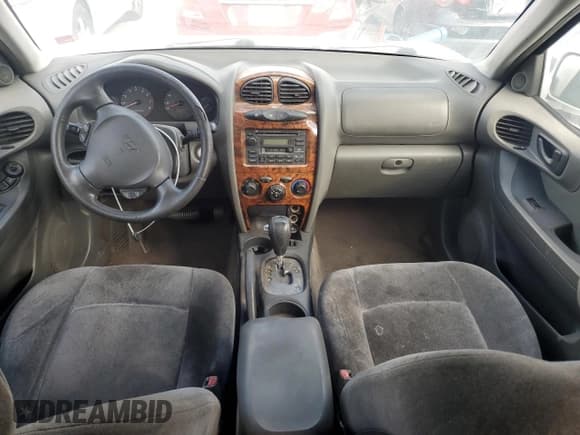 ✅ 2002 Hyundai Santa Fe GLS • VIN: KM8SC73D92U175975 • Лот: 71291915. Опубликован ранее на Copart с пробегом 124 648 миль. Бесплатный доступ к архиву аукционных продаж из США и подробный отчёт об истории автомобиля на DreamBid. Изображение 8.