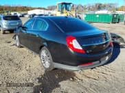 ✅ 2015 Lincoln MKS • VIN: 1LNHL9EK2FG602211 • Lot: 43458318. Wystawiony na IAAI z przebiegiem 96 241 mil. Bezpłatny archiwum sprzedaży aukcyjnych z USA i szczegółowy raport historii pojazdu na DreamBid. Zdjęcie 3.