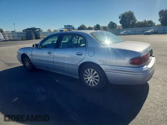 ✅ 2005 Buick LeSabre Limited • VIN: 1G4HR54K75U185600 • Lot: 91023465. Listed on Copart with 102,776 mi. Free auction sales archive from the USA and detailed vehicle history report at DreamBid. Image 2.