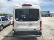 ✅ 2018 Ford Transit • VIN: 1FTYR2DMXJKA77367 • Lot: 61087535. Wystawiony na Copart z przebiegiem 114 467 mil. Bezpłatny archiwum sprzedaży aukcyjnych z USA i szczegółowy raport historii pojazdu na DreamBid. Zdjęcie 6.