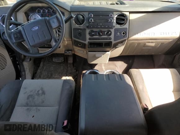 ✅ 2008 Ford F-250 XL • VIN: 1FTSX21Y48ED23504 • Lot: 47960555. Listed on Copart with 260,553 mi. Free auction sales archive from the USA and detailed vehicle history report at DreamBid. Image 8.