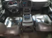 ✅ 2005 Chevrolet Silverado 1500 Z71 • VIN: 2GCEK13TX51337203 • Лот: 75947674. Опубликован ранее на Copart с пробегом 199 444 миль. Бесплатный доступ к архиву аукционных продаж из США и подробный отчёт об истории автомобиля на DreamBid. Изображение 8.