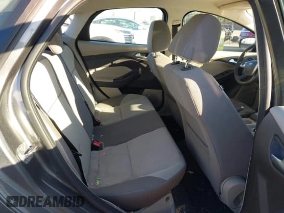 ✅ 2013 Ford Focus SE • VIN: 1FADP3F23DL378962 • Lot: 43793364. Listed on IAAI with 146,390 mi. Free auction sales archive from the USA and detailed vehicle history report at DreamBid. Image 8.