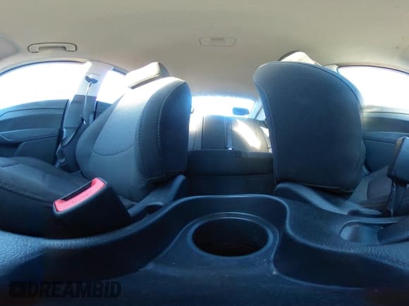 ✅ 2021 Hyundai Accent SE • VIN: 3KPC24A65ME129155 • Лот: 40667167. Опубликован ранее на IAAI с пробегом 91 444 миль. Бесплатный доступ к архиву аукционных продаж из США и подробный отчёт об истории автомобиля на DreamBid. Изображение 18.