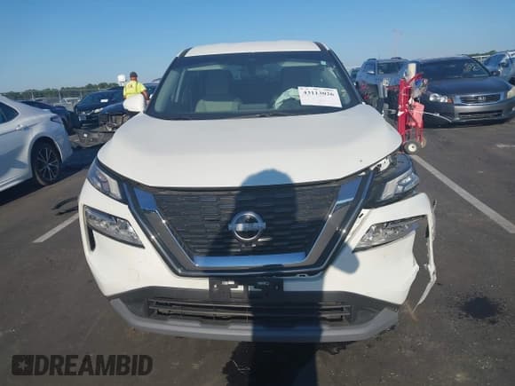 ✅ 2022 Nissan Rogue SV • VIN: 5N1BT3BAXNC672415 • Lot: 43113026. Listed on IAAI with 38,914 mi. Free auction sales archive from the USA and detailed vehicle history report at DreamBid. Image 13.