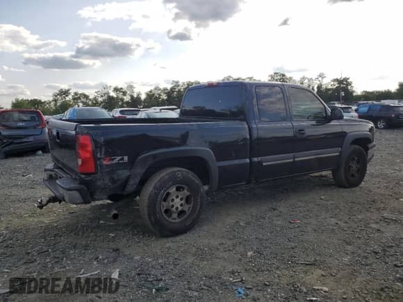 ✅ 2004 Chevrolet Silverado 1500 Z71 • VIN: 1GCEK19T04E386592 • Lot: 68669734. Wystawiony na Copart z przebiegiem 188 404 mil mil. Skorzystaj z bezpłatnego archiwum sprzedaży aukcyjnych z USA i zobacz szczegółowy raport historii pojazdu na DreamBid. Zdjęcie 3.