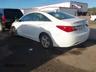 2012 Hyundai Sonata GLS with VIN 5NPEB4AC1CH393644, listed as a IAAI auction lot 43443625 with 108,983 mi miles and . Bid and sale history available at DreamBid. Image 3.
