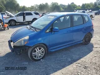 ✅ 2008 Honda Fit Sport • VIN: JHMGD38678S043729 • Lot: 86610745. Wystawiony na Copart z przebiegiem 217 172 mil. Bezpłatny archiwum sprzedaży aukcyjnych z USA i szczegółowy raport historii pojazdu na DreamBid. Zdjęcie 1.