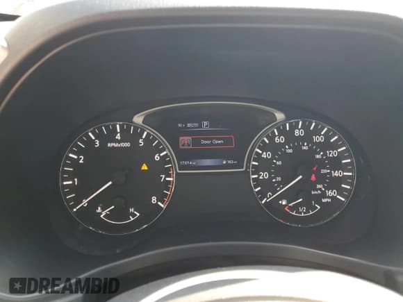 ✅ 2016 Nissan Pathfinder SV • VIN: 5N1AR2MM7GC629133 • Lot: 81055175. Listed on Copart with 173,714 mi. Free auction sales archive from the USA and detailed vehicle history report at DreamBid. Image 9.