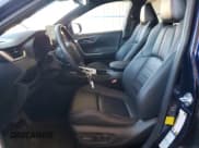 ✅ 2021 Toyota RAV4 XSE • VIN: JTMFB3FV7MD014968 • Лот: 86119555. Опубликован ранее на Copart с пробегом 86 232 миль. Бесплатный доступ к архиву аукционных продаж из США и подробный отчёт об истории автомобиля на DreamBid. Изображение 7.