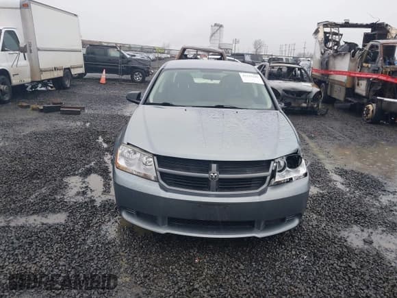 ✅ 2009 Dodge Avenger SE • VIN: 1B3LC46B39N562125 • Lot: 41233245. Wystawiony na IAAI z przebiegiem 72 835 mil. Bezpłatny archiwum sprzedaży aukcyjnych z USA i szczegółowy raport historii pojazdu na DreamBid. Zdjęcie 12.