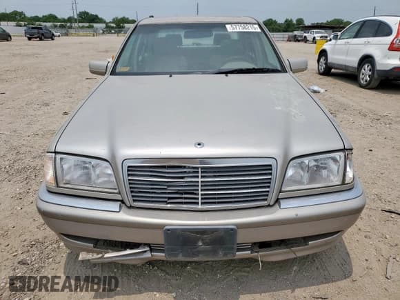 ✅ 1999 Mercedes-Benz C 230/260/280/320 • VIN: WDBHA24G4XA681981 • Lot: 57758215. Wystawiony na Copart z przebiegiem Nie podano. Bezpłatny archiwum sprzedaży aukcyjnych z USA i szczegółowy raport historii pojazdu na DreamBid. Zdjęcie 5.