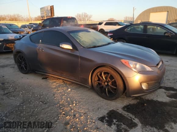 ✅ 2011 Hyundai Genesis Coupe Grand Touring • VIN: KMHHU6KH2BU049348 • Lot: 82789694. Wystawiony na Copart z przebiegiem 144 613 mil. Bezpłatny archiwum sprzedaży aukcyjnych z USA i szczegółowy raport historii pojazdu na DreamBid. Zdjęcie 4.