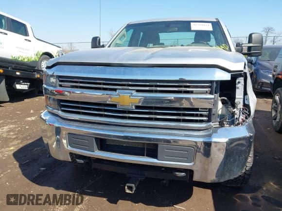 ✅ 2017 Chevrolet Silverado 2500HD Work Truck • VIN: 1GC2KUEG0HZ245663 • Lot: 41768414. Wystawiony na IAAI z przebiegiem 116 896 mil. Bezpłatny archiwum sprzedaży aukcyjnych z USA i szczegółowy raport historii pojazdu na DreamBid. Zdjęcie 13.