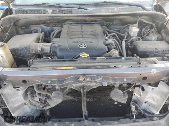 ✅ 2012 Toyota Tundra • VIN: 5TFDY5F1XCX241146 • Lot: 71637095. Wystawiony na Copart z przebiegiem 176 762 mil. Bezpłatny archiwum sprzedaży aukcyjnych z USA i szczegółowy raport historii pojazdu na DreamBid. Zdjęcie 11.