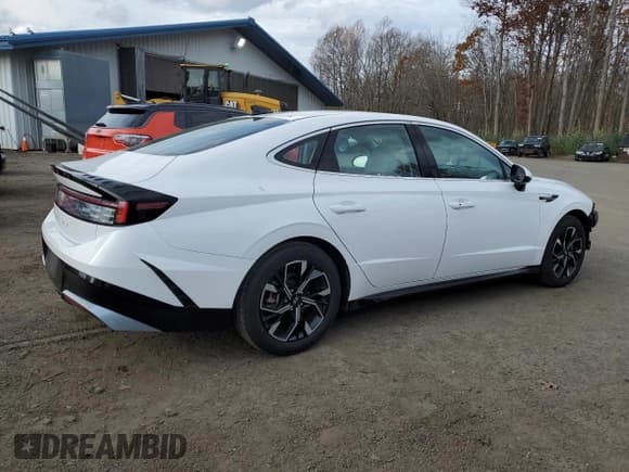 ✅ 2024 Hyundai Sonata SEL • VIN: KMHL64JA2RA407881 • Lot: 92186435. Wystawiony na Copart z przebiegiem 36 041 mil. Bezpłatny archiwum sprzedaży aukcyjnych z USA i szczegółowy raport historii pojazdu na DreamBid. Zdjęcie 3.