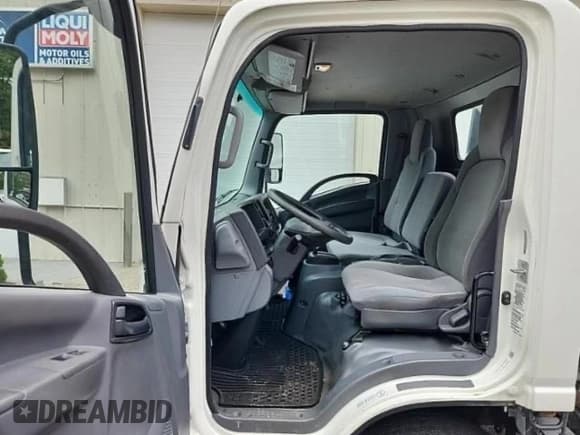 ✅ 2019 Isuzu NQR IBT • VIN: JALE5W161K7304962 • Лот: 76348614. Опубликован ранее на Copart с пробегом 110 669 миль. Бесплатный доступ к архиву аукционных продаж из США и подробный отчёт об истории автомобиля на DreamBid. Изображение 5.