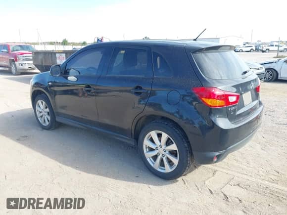 2014 Mitsubishi Outlander ES with VIN 4A4AP3AU8EE028537, listed as a IAAI auction lot 43226979 with 189,344 mi miles and . Bid and sale history available at DreamBid. Image 3.