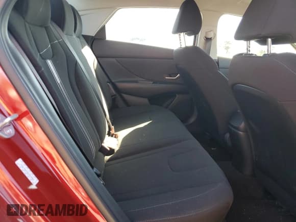 ✅ 2023 Hyundai Elantra SEL • VIN: KMHLS4AG4PU574884 • Лот: 85310835. Опубликован ранее на Copart с пробегом 22 218 миль. Бесплатный доступ к архиву аукционных продаж из США и подробный отчёт об истории автомобиля на DreamBid. Изображение 10.