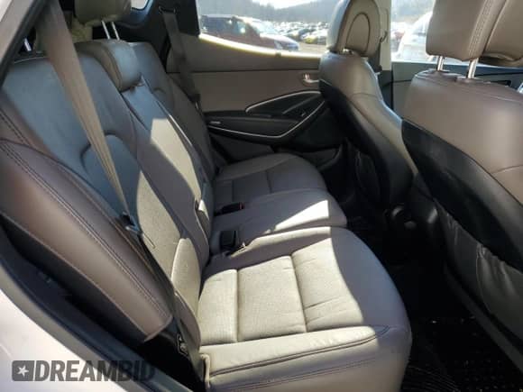 ✅ 2017 Hyundai Santa Fe Ultimate • VIN: 5XYZUDLA9HG382218 • Lot: 66162242. Wystawiony na Copart z przebiegiem 77 451 mil mil. Skorzystaj z bezpłatnego archiwum sprzedaży aukcyjnych z USA i zobacz szczegółowy raport historii pojazdu na DreamBid. Zdjęcie 6.