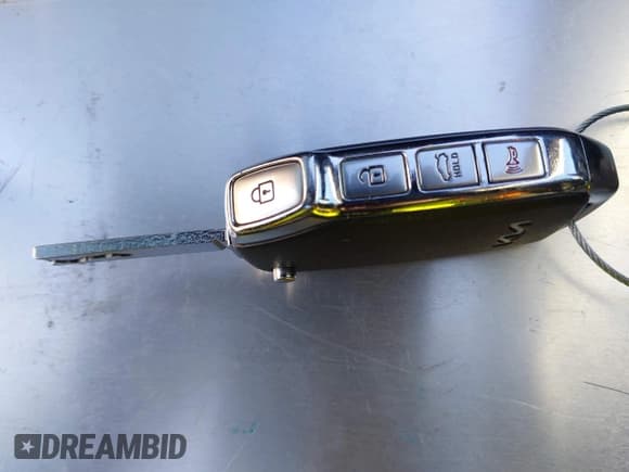 ✅ 2023 Kia Forte LXS • VIN: 3KPF24AD6PE652054 • Lot: 43551984. Listed on IAAI with 22,074 mi. Free auction sales archive from the USA and detailed vehicle history report at DreamBid. Image 11.