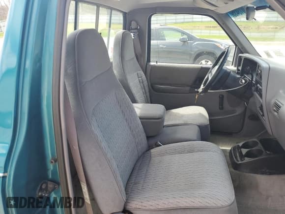 ✅ 1994 Ford Ranger Splash • VIN: 1FTCR11X7RTB12634 • Лот: 53813435. Опубликован ранее на Copart с пробегом 183 609 миль. Бесплатный доступ к архиву аукционных продаж из США и подробный отчёт об истории автомобиля на DreamBid. Изображение 10.