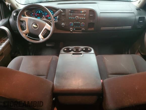 ✅ 2011 Chevrolet Silverado 1500 LT • VIN: 1GCRKSE36BZ304948 • Lot: 68387824. Listed on Copart with 138,469 mi. Free auction sales archive from the USA and detailed vehicle history report at DreamBid. Image 8.