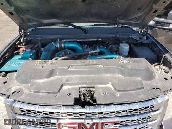 ✅ 2013 GMC Sierra 2500HD SLT • VIN: 1GT121E83DF154837 • Lot: 63439865. Listed on Copart with 241,191 mi. Free auction sales archive from the USA and detailed vehicle history report at DreamBid. Image 11.