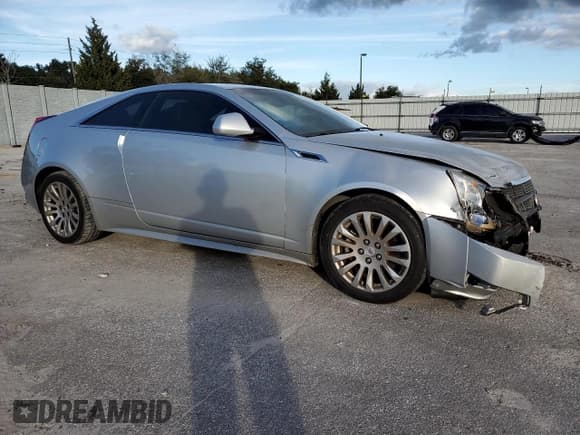 ✅ 2011 Cadillac CTS • VIN: 1G6DA1ED4B0133785 • Lot: 76066914. Listed on Copart with 137,328 mi. Free auction sales archive from the USA and detailed vehicle history report at DreamBid. Image 4.