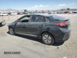 2020 Hyundai Ioniq SE с VIN KMHC75LC1LU227251, выставлен на аукционе Copart как лот 71763064 с пробегом 25 004 миль миль и Списание • Salvage title. История ставок и продаж доступна на DreamBid. Изображение 2.
