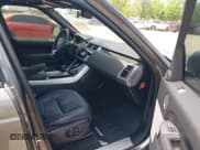 ✅ 2019 Land Rover Range Rover Sport HSE • VIN: SALWR2RK9KA840316 • Lot: 42139967. Listed on IAAI with 141,099 mi. Free auction sales archive from the USA and detailed vehicle history report at DreamBid. Image 5.