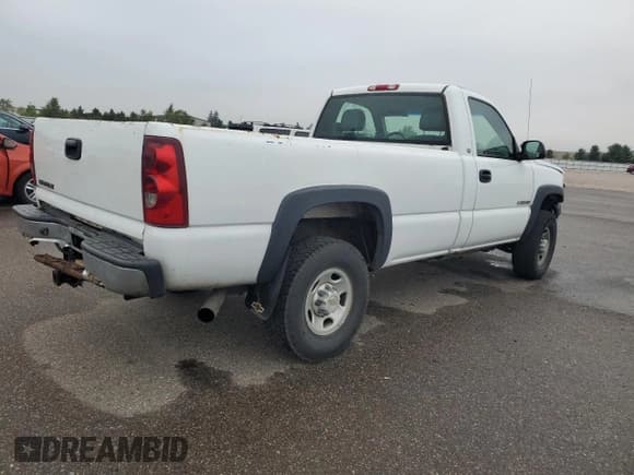 ✅ 2003 Chevrolet Silverado 2500HD Work Truck • VIN: 1GCHK24U53E371443 • Lot: 82538005. Wystawiony na Copart z przebiegiem 189 003 mil. Bezpłatny archiwum sprzedaży aukcyjnych z USA i szczegółowy raport historii pojazdu na DreamBid. Zdjęcie 3.