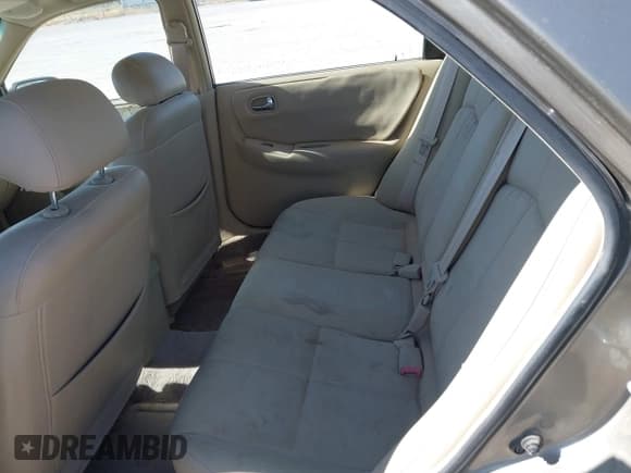 ✅ 2000 Mazda 626 LX • VIN: 1YVGF22C0Y5105162 • Lot: 43667485. Listed on IAAI with 75,410 mi. Free auction sales archive from the USA and detailed vehicle history report at DreamBid. Image 8.