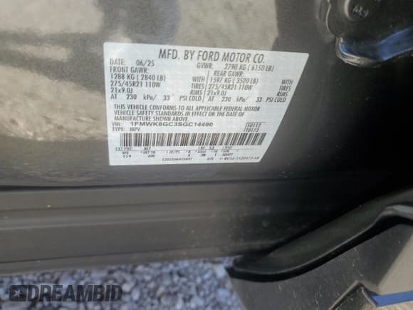 ✅ 2025 Ford Explorer ST • VIN: 1FMWK8GC3SGC14490 • Лот: 92012085. Опубликован ранее на Copart с пробегом 1 279 миль. Бесплатный доступ к архиву аукционных продаж из США и подробный отчёт об истории автомобиля на DreamBid. Изображение 13.