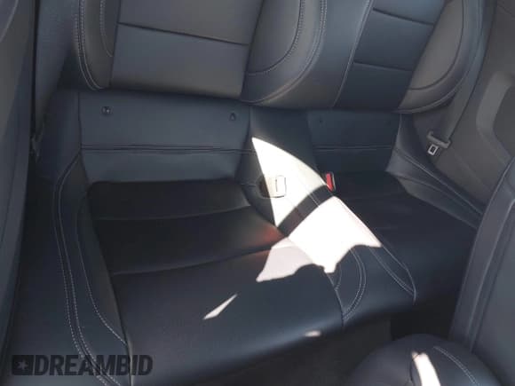 ✅ 2025 Ford Mustang EcoBoost Premium • VIN: 1FAGP8UH8S5110962 • Lot: 43758049. Wystawiony na IAAI z przebiegiem 13 314 mil. Bezpłatny archiwum sprzedaży aukcyjnych z USA i szczegółowy raport historii pojazdu na DreamBid. Zdjęcie 8.