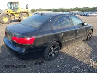 2010 Hyundai Sonata GLS with VIN 5NPET4AC2AH589229, listed as a IAAI auction lot 43227846 with Not provided miles and . Bid and sale history available at DreamBid. Image 4.