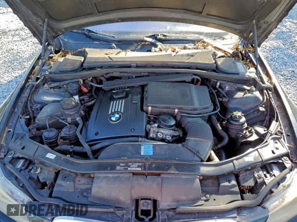 ✅ 2009 BMW 3 Series 335i xDrive • VIN: WBAPL33569A404360 • Lot: 96790425. Listed on Copart with 156,835 mi. Free auction sales archive from the USA and detailed vehicle history report at DreamBid. Image 11.