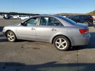 ✅ 2008 Hyundai Sonata SE • VIN: 5NPEU46F38H355157 • Лот: 82453534. Опубликован ранее на Copart с пробегом 111 352 миль. Бесплатный доступ к архиву аукционных продаж из США и подробный отчёт об истории автомобиля на DreamBid. Изображение 2.