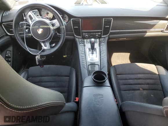 ✅ 2016 Porsche Panamera GTS • VIN: WP0AF2A75GL080723 • Lot: 81473555. Listed on Copart with 120,944 mi. Free auction sales archive from the USA and detailed vehicle history report at DreamBid. Image 8.