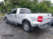 ✅ 2008 Ford F-150 XLT • VIN: 1FTPW12V98FB16463 • Lot: 42264412. Wystawiony na IAAI z przebiegiem 223 523 mil. Bezpłatny archiwum sprzedaży aukcyjnych z USA i szczegółowy raport historii pojazdu na DreamBid. Zdjęcie 3.