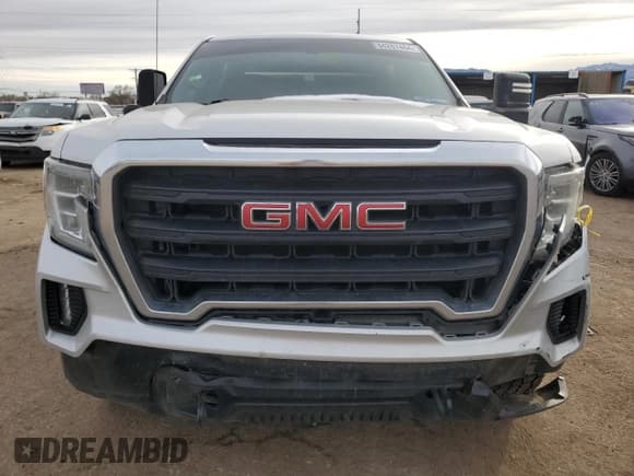 ✅ 2021 GMC Sierra 1500 • VIN: 3GTU9AEF4MG145182 • Lot: 84267464. Wystawiony na Copart z przebiegiem 88 092 mil. Bezpłatny archiwum sprzedaży aukcyjnych z USA i szczegółowy raport historii pojazdu na DreamBid. Zdjęcie 5.